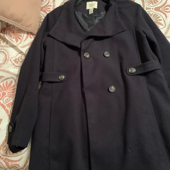 Forever 21 Winter Jacket - Picture 2 of 3